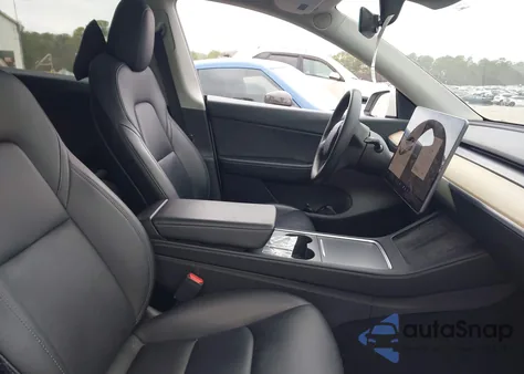 2021 Tesla Model Y Long Range Dual Motor All-Wheel Drive from USA, damaged, VIN 5YJYGDEE2MF176811